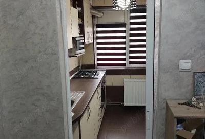 Apartament cu 3 camere semidecomandat în Micro 17 - 8