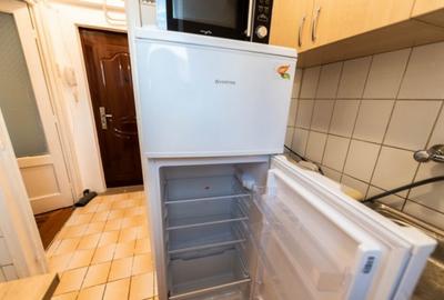 Vand garsoniera la Universitate, situata pe Calea Victoriei - 3