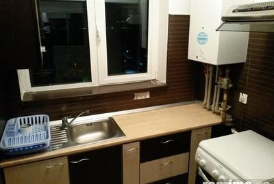 Garsonieră decomandată în Central