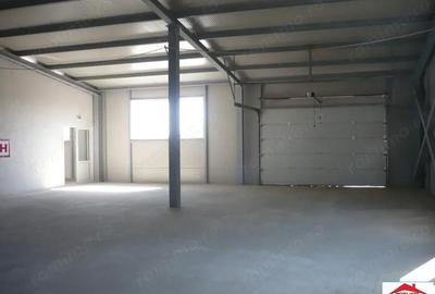 Spațiu comercial, în Central - 3