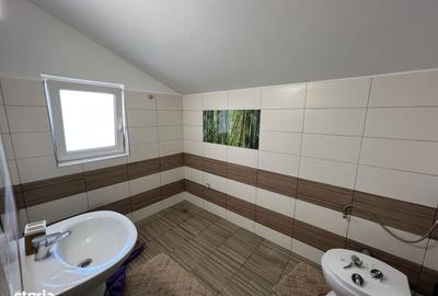 Casă cu 4 camere decomandat cu Canalizare în Turnișor - 9