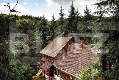 Casă cu 8 camere cu Teren 2200 Mp în Central