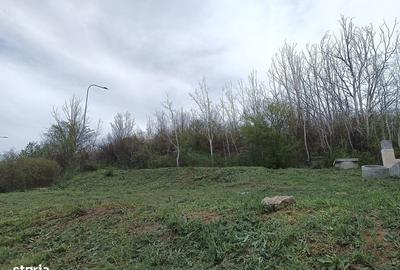 Teren de 467 mp, în Central - 3