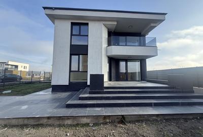 LUX | CASA | VILA INDIVIDUALA | CURTE | PROPRIETAR | TUNARI - 37