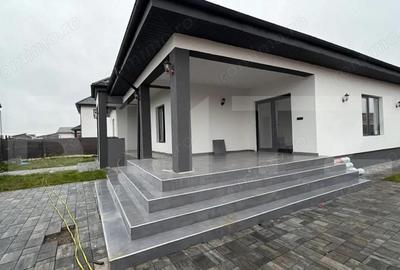 Casă cu 4 camere cu Teren 500 Mp în Tărlungeni