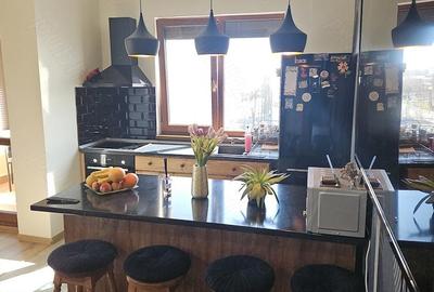 Apartament cu 2 camere decomandat în Central - 2