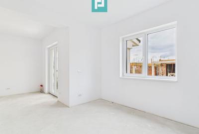 Duplex cu 5 camere cu Canalizare în Dumbrăvița - 2