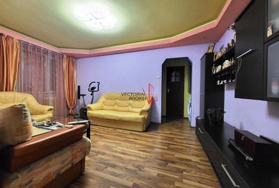 Apartament cu 3 camere semidecomandat, mobilat în Titan - 2