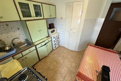 Apartament cu 4 camere decomandat în Micro 16 - 7