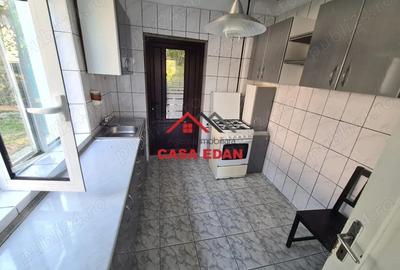 Casa in Poiana Campina--1800 lei - 18