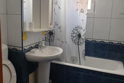Apartament cu 3 camere decomandat în Dacia - 2