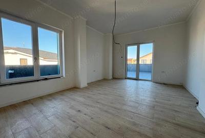 Apartament cu 4 camere decomandat în Giroc - 1