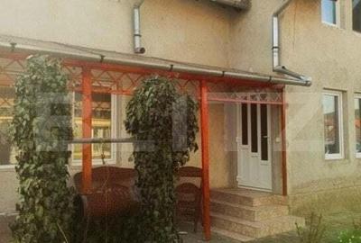 Casa cu 3 camere, 170 mp, Santana de Mures - 1
