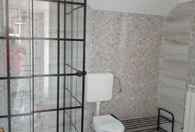 Spațiu comercial, de 200 mp, în Central - 3