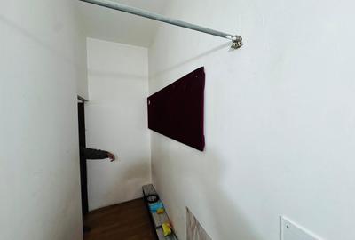 Spațiu comercial, de 40 mp, în Central - 4