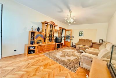 Apartament cu 3 camere decomandat în Dărmănești - 6