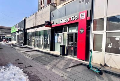 Spațiu comercial, de 60 mp, în Alexandru Obregia