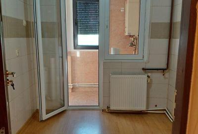 Apartament 2 camere, Tiglina 2, etaj 4, balcon mare, liber! - 12