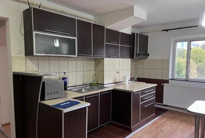 Apartament 3 camere de inchiriat, zona Politia Municipiului, et 3 - 2