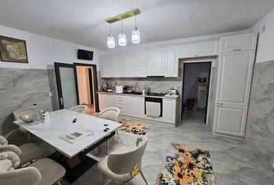 Casă cu 7 camere cu Teren 1500 Mp în Viticultori - 9