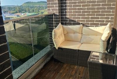 Vand apartament  3 camere - 4
