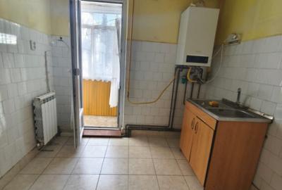 Apartament 3 camere, 61mp, zona Hurmuzachi, Radauti - 2
