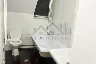 Apartament cu 3 camere decomandat în Copou