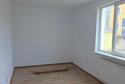 Birou, de 47 mp, în Central - 5