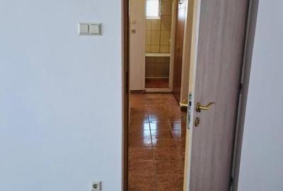 Apartament cu 3 camere în Berceni - 6