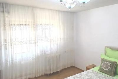 Apartament cu 3 camere decomandat în Sebastian - 4