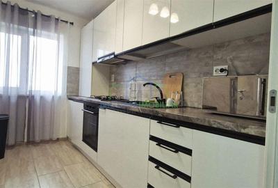 Apartament cu 2 camere decomandat în 1 Mai - 7