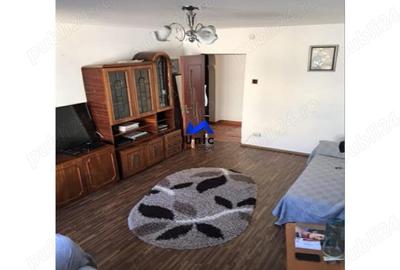 Vanzare apartament 3 camere, zona micro 11 Targoviste - 2