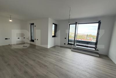 Apartament cu 4 camere semidecomandat în Semicentral - 1