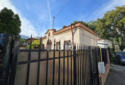 VANZARE CASA 3 CAMERE in zona Democratiei - 20