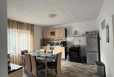 Casa de vinzare gradina ?i un hectar de teren 2 camere baie, coridor beci, bucatarie anexe,exe,, - 1