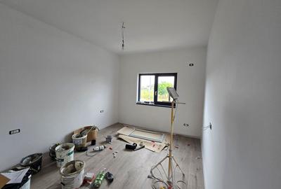 Duplex cu 4 camere cu Canalizare în Torontalului - 7