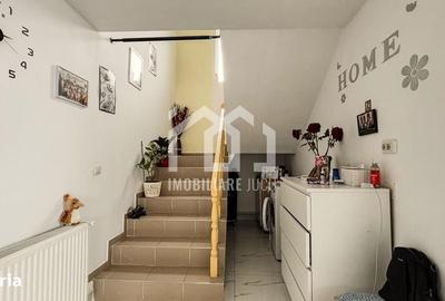 Casă cu 3 camere în Juc-Herghelie - 2