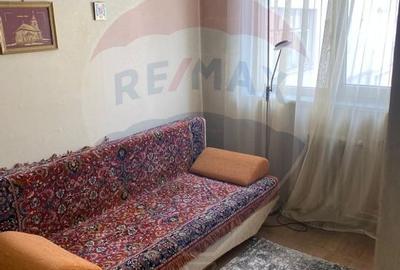 Apartament cu 3 camere semidecomandat, mobilat în Central - 2