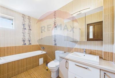 Casa individuala cu 5 camere si Pod in zona Andronache - 7