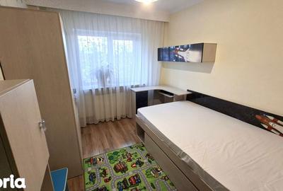 Apartament cu 4 camere decomandat în Bascov - 12