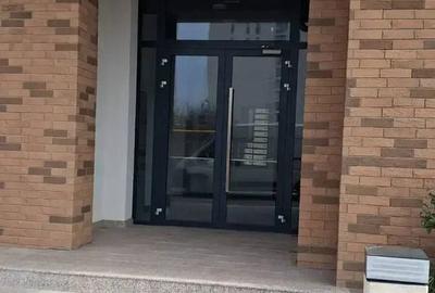 Apartament cu 3 camere decomandat în Străulești - 1