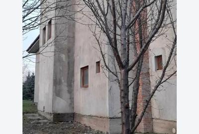 Casă în Aroneanu - 4