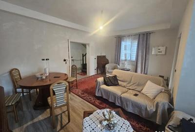 Casă cu 5 camere cu Teren 1300 Mp în Malu Mare - 7