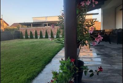 Casă cu 3 camere în Mihai Viteazu - 2
