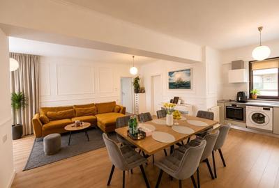 Apartament cu 3 camere semidecomandat, mobilat în Pipera