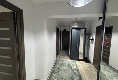 Apartament cu 3 camere decomandat, mobilat în E3 - 3