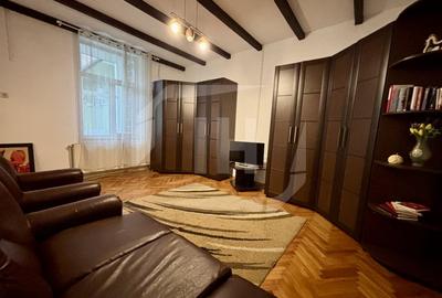 Apartament cu 3 camere decomandat, mobilat în Central - 8