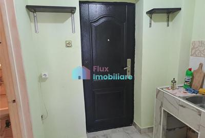 Garsoniera semimobilata Burdujeni zona garii - 4