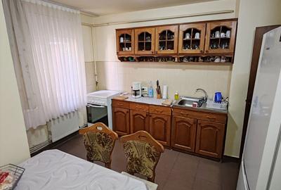 Apartament cu 3 camere decomandat în Sud - 5