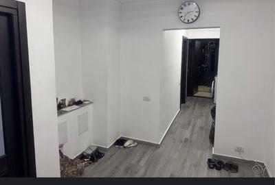 Apartament cu 3 camere decomandat în Central - 1